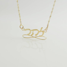 Crafting Gold Name Necklaces: From Spark to Shine!