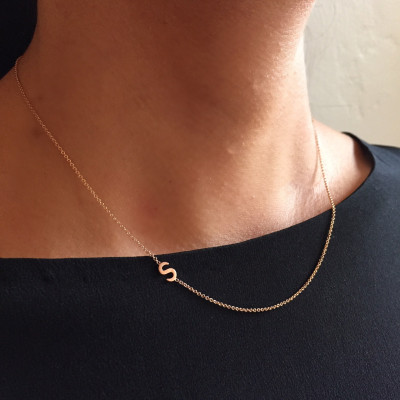 18k gold asymmetrical initial necklace