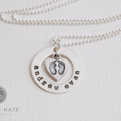 New Mommy Necklace / Baby Footprint Charm Pendant / Mother Necklace / Grandmother / Sterling Silver Necklace / Liz And Kate - Gift for Her