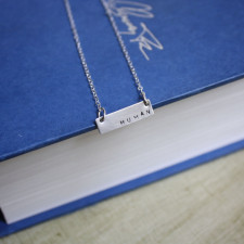 Human Necklace: Crafting Connection at Amazing Necklace