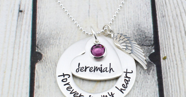 Engraved Silver Round Pendant Memorial Necklace | Someone Remembered