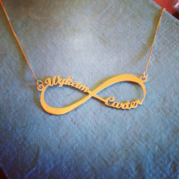 Up to 4 Name 18k gold Infinity Necklace / 18k gold Infinity name necklace / Infinity nameplate / Mother Day Gift / Friendship Necklace