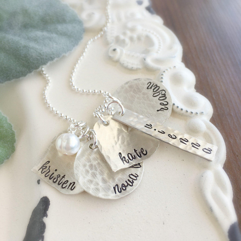 Mother Necklace . Mothers Day Gift . Personalized Jewelry . Gift for