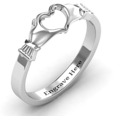 Sculpted Hand Heart Personalised Ring - AMAZINGNECKLACE.COM
