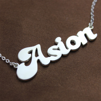 Personalised 18ct Solid White Gold BANANA Font Style Name Necklace - AMAZINGNECKLACE.COM