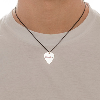 Engraved Guitar Pick Personalised Necklace - AMAZINGNECKLACE.COM