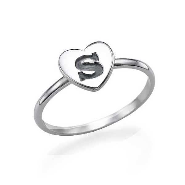 Heart Initial Personalised Ring in Sterling Silver - AMAZINGNECKLACE.COM