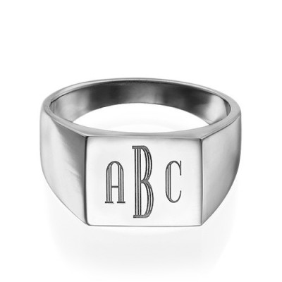 Monogrammed Signet Personalised Ring in Silver - AMAZINGNECKLACE.COM