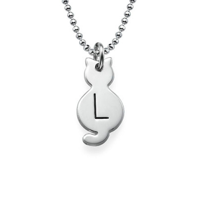 Tiny Cat Personalised Necklace with Initial in Sterling Silver - AMAZINGNECKLACE.COM