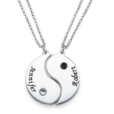 Yin Yang Personalised Necklace for Couples with Engraving - AMAZINGNECKLACE.COM