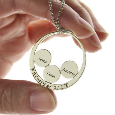 Personalised Family Name Pendant For Mom Silver - AMAZINGNECKLACE.COM