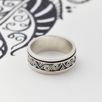 Mens Aztec Silver Spinning Personalised Ring - AMAZINGNECKLACE.COM