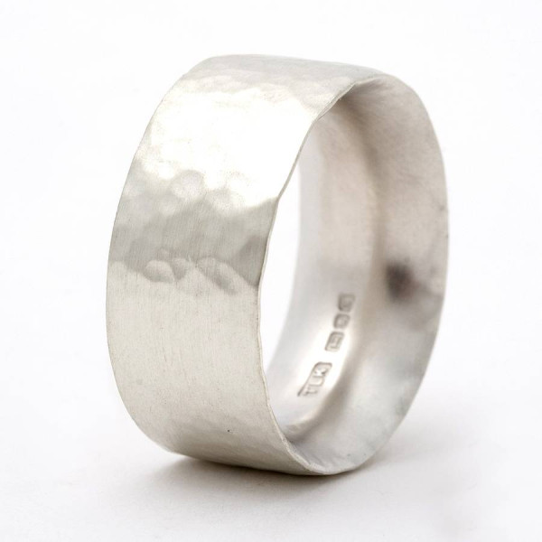 Chunky Hammered Personalised Ring - AMAZINGNECKLACE.COM