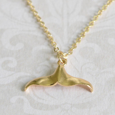 Gold Whale Tail Pendant Personalised Necklace - AMAZINGNECKLACE.COM