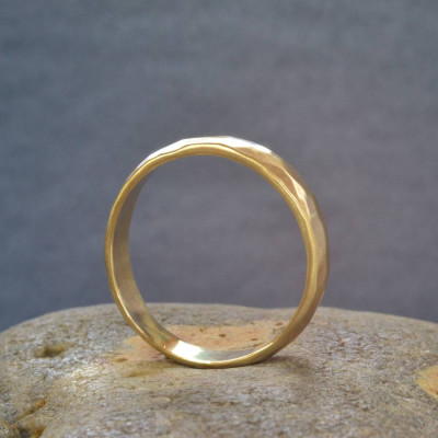 18ct  Gold Handmade Hammered Wedding Personalised Ring - AMAZINGNECKLACE.COM