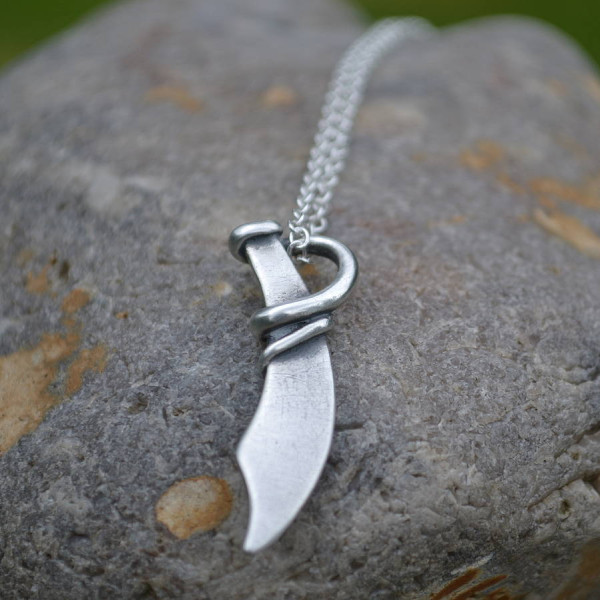 Handmade Silver Pirate Cutlass Personalised Necklace - AMAZINGNECKLACE.COM
