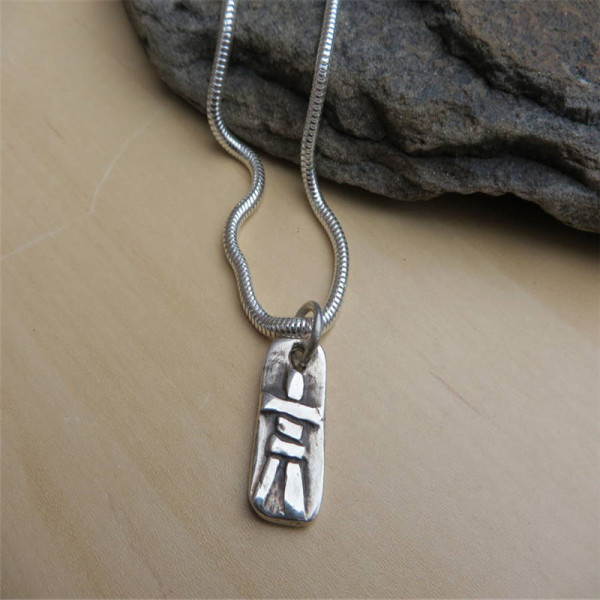 Inukshuk Pendant - AMAZINGNECKLACE.COM