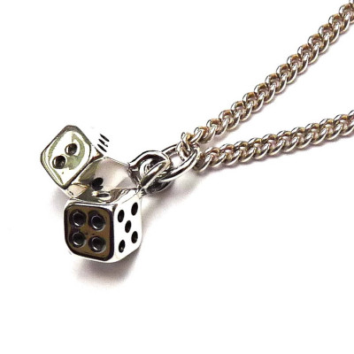 Lucky Dice Personalised Necklace - AMAZINGNECKLACE.COM