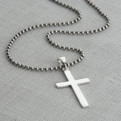 Mens Sterling Silver Cross And Chain - AMAZINGNECKLACE.COM