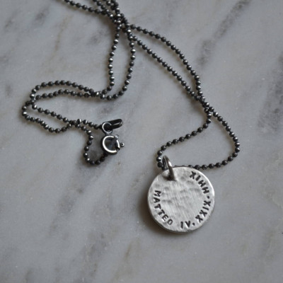 Mens Personalised Silver Pendant - AMAZINGNECKLACE.COM