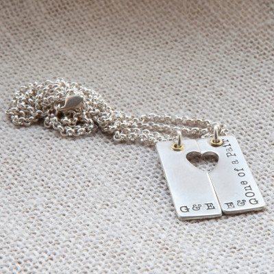 A Pair Personalised Necklace - AMAZINGNECKLACE.COM
