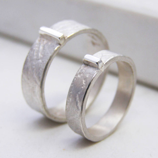 Personalised Contemporary His And Hers Rings - AMAZINGNECKLACE.COM
