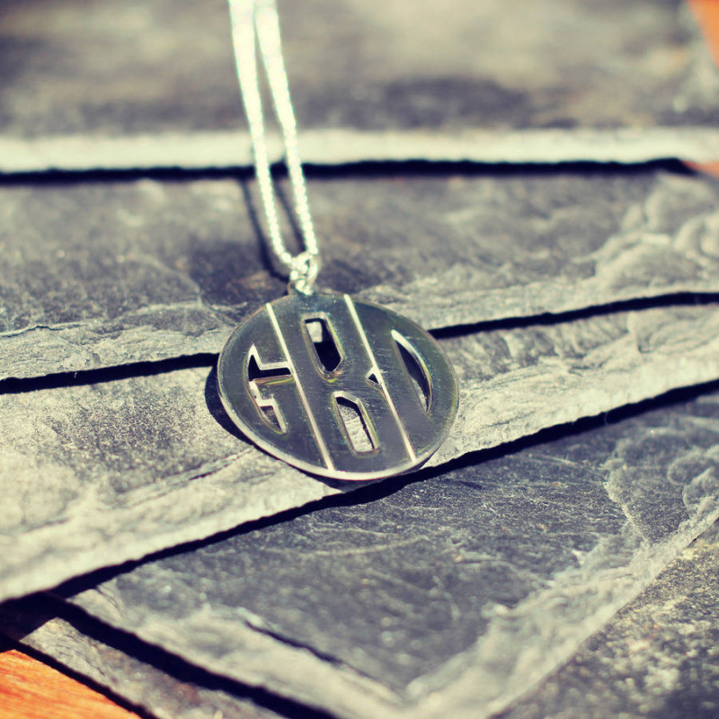 5 Reasons to Choose an Engraved Personalised Necklace