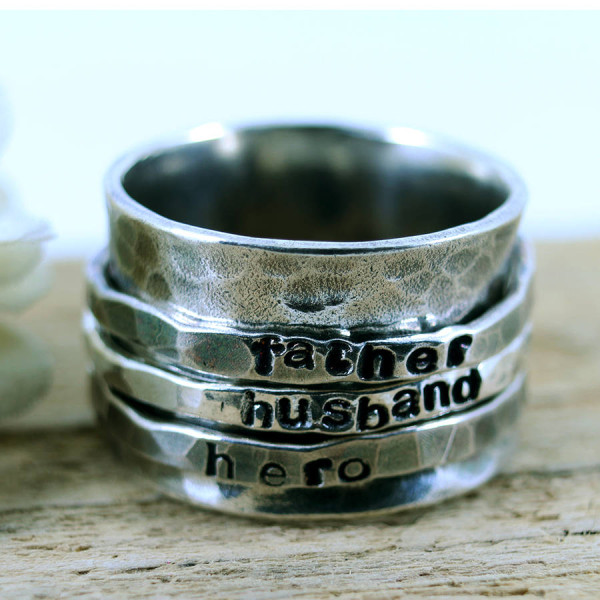 Personalised Mens Sterling Silver Spinner Ring - AMAZINGNECKLACE.COM