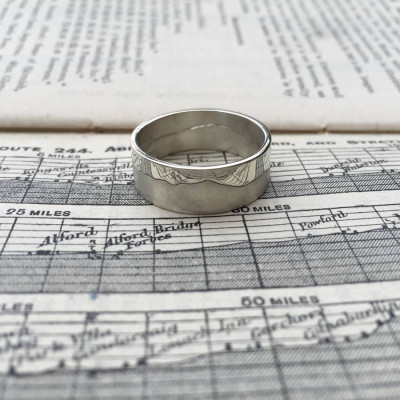 Personalised Mountain Landscape Skyline Ring - AMAZINGNECKLACE.COM