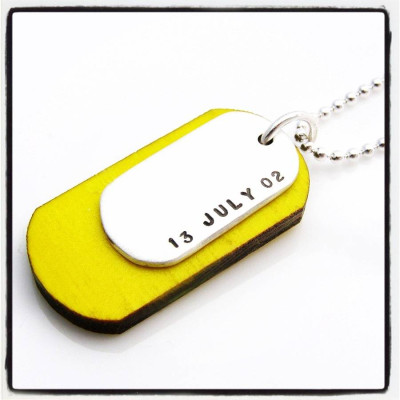 Personalised Silver And Wood Dog Tags - AMAZINGNECKLACE.COM