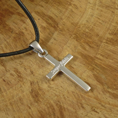 Personalised Silver Cross Necklace - AMAZINGNECKLACE.COM