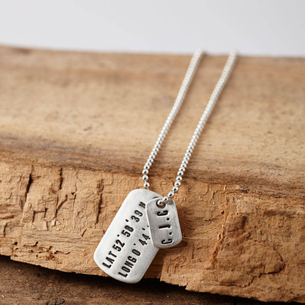 Personalised Silver Location Dog Tag Necklace - AMAZINGNECKLACE.COM