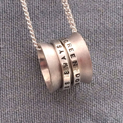 Personalised Silver Spinner Pendant - AMAZINGNECKLACE.COM