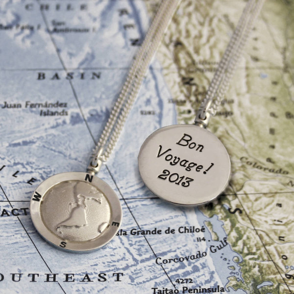 Personalised Globe Travel Necklace - AMAZINGNECKLACE.COM
