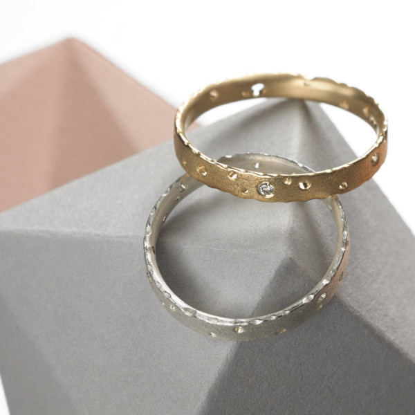 Precious 18ct Gold Personalised Ring Set With Diamonds - AMAZINGNECKLACE.COM