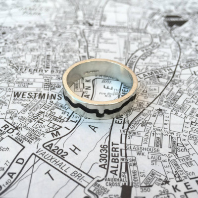 River Thames Cutout Personalised Ring - AMAZINGNECKLACE.COM