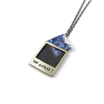 Personalised Silver Polaroid Necklace - AMAZINGNECKLACE.COM