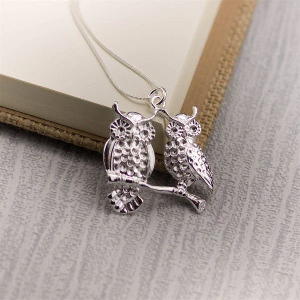 Silver Perched Owls Pendant - AMAZINGNECKLACE.COM