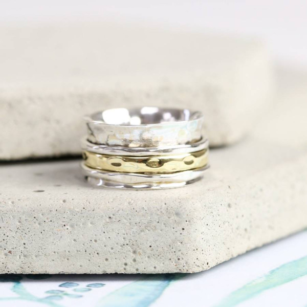 Sterling Silver And Gold Hammered Effect Spinning Personalised Ring - AMAZINGNECKLACE.COM