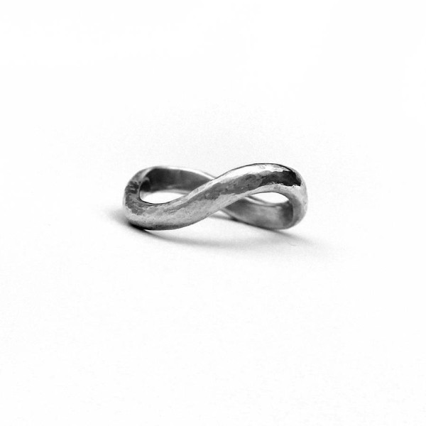 Sterling Silver Infinity Wedding Personalised Ring - AMAZINGNECKLACE.COM