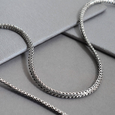 Sterling Silver Oval Snake Personalised Necklace - AMAZINGNECKLACE.COM