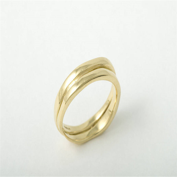 18ct Gold Wedding Personalised Ring - AMAZINGNECKLACE.COM