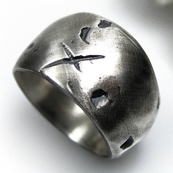 Rustic Wide Silver Gnarled Personalised Ring - AMAZINGNECKLACE.COM