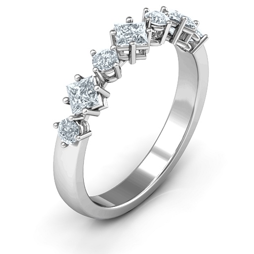 Shape of her Heart Band Personalised Ring - AMAZINGNECKLACE.COM