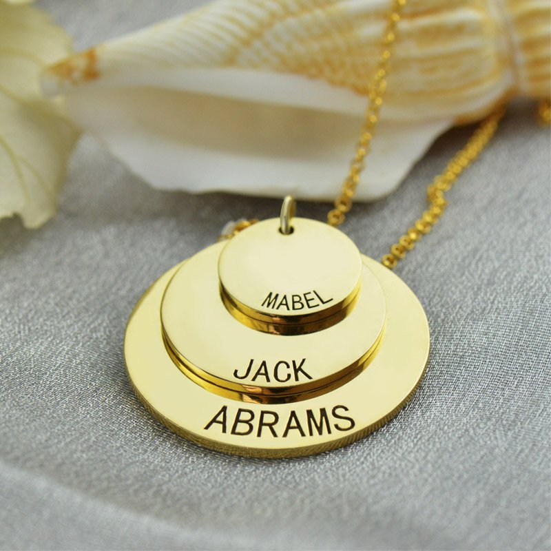Disc Personalised Necklace With Kids Name For Mom 18ct Gold Plated - AMAZINGNECKLACE.COM