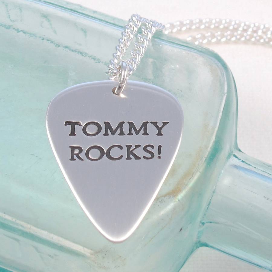 Personalised Mens Silver Plectrum Necklace - AMAZINGNECKLACE.COM