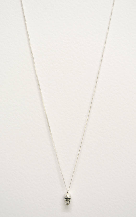 Silver Skull Pendant - AMAZINGNECKLACE.COM